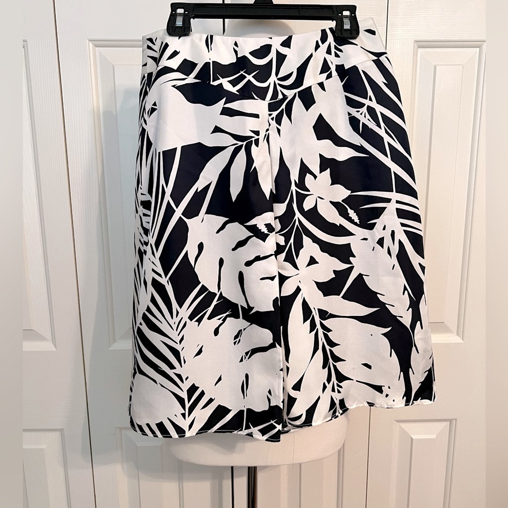 NWT Ann Taylor Silk A-line skirt size 0P